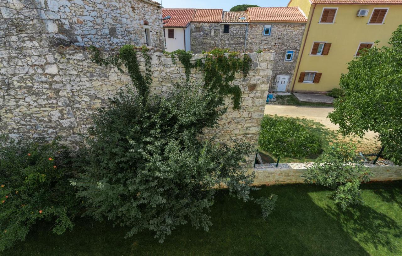 The Village Novigrad Istria Esterno foto